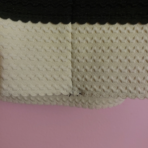 Black and white high waist pleated skirt - Picture 7 of 8